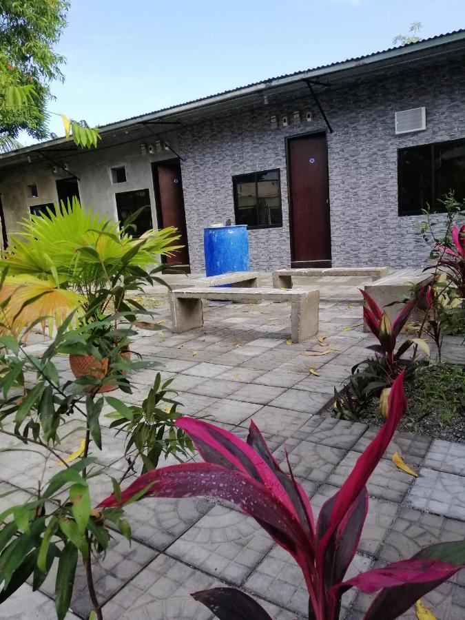 Auberge de jeunesse Katrina'S Dorm à Tarlac City Extérieur photo