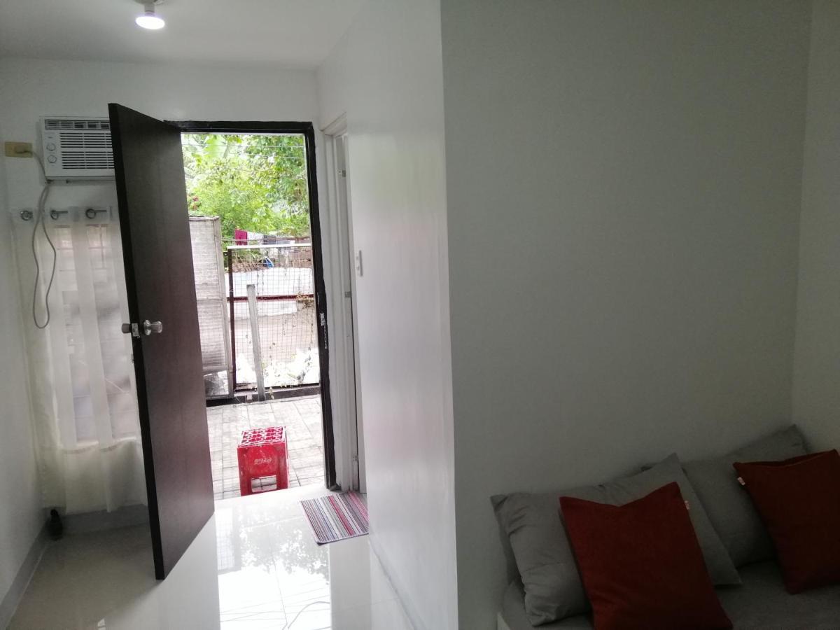 Auberge de jeunesse Katrina'S Dorm à Tarlac City Extérieur photo